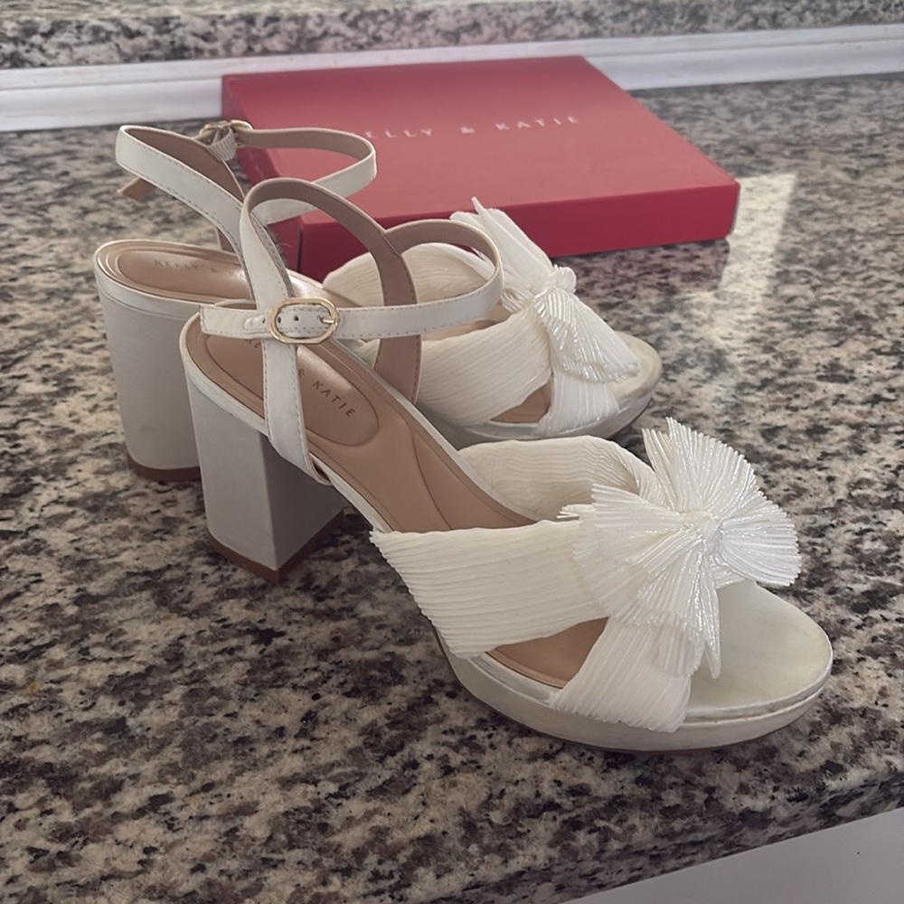 Kelly & Katie White Heeled Sandals